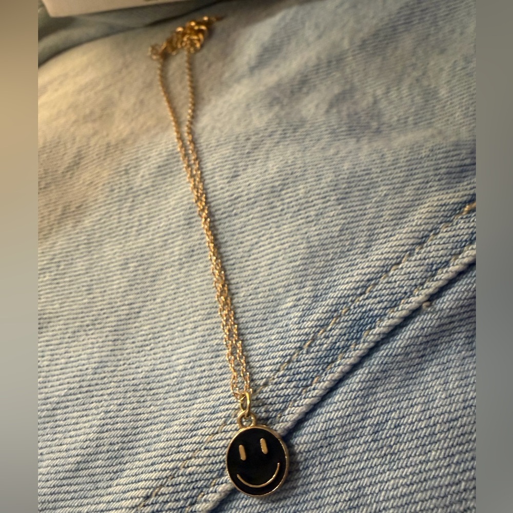 😄Smile Gold Pendant Necklace